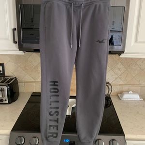 Men’s Hollister charcoal joggers, Size XL